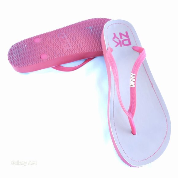 Size 8 DKNY Summer Red classic Chic Beach Sandals - Picture 5 of 8